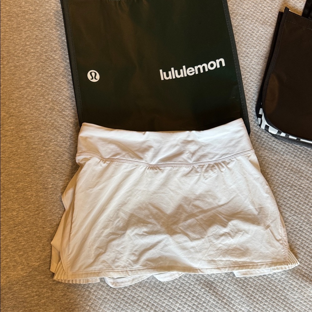 Lululemon Athletica Play off the Pleats Tennis 🎾 Skirt